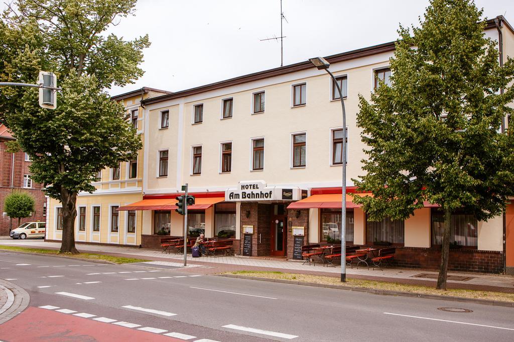 Hotel Am Bahnhof Stendal Kültér fotó